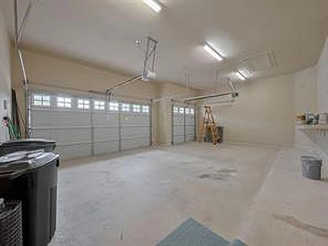 2711 King Point View Lane, Spring, TX 77388