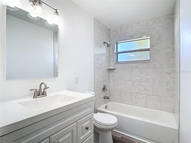 8050 PORTO CHICO AVENUE, North Port, FL 34287