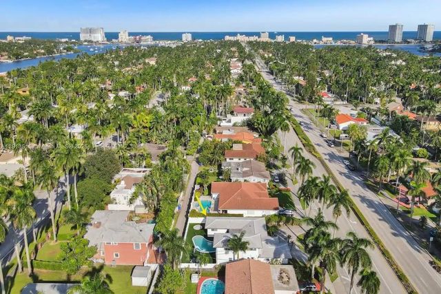 1241 Hollywood Blvd, Hollywood, FL 33019