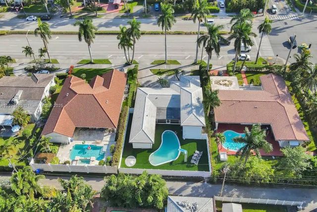 1241 Hollywood Blvd, Hollywood, FL 33019