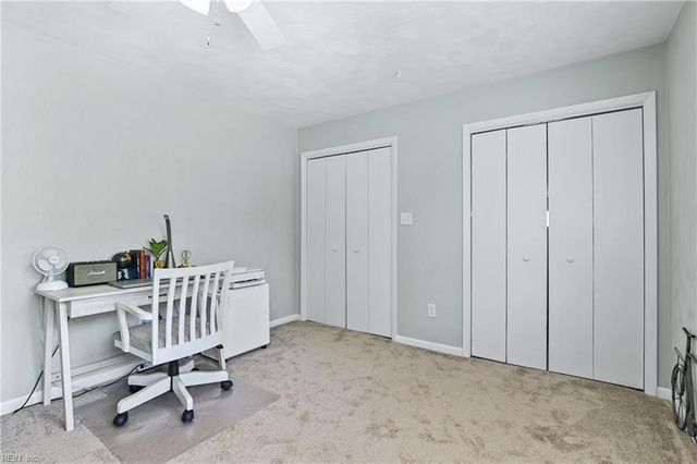 3 Kenilworth DR, Hampton, VA 23666