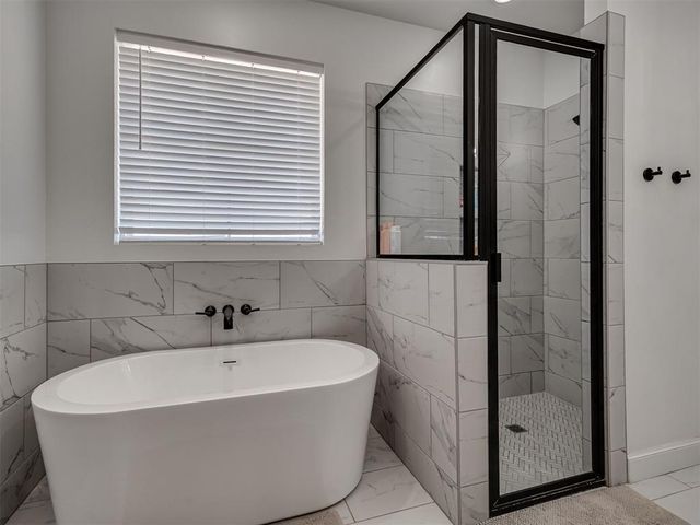 14675 Rose Tree Court, Piedmont, OK 73078