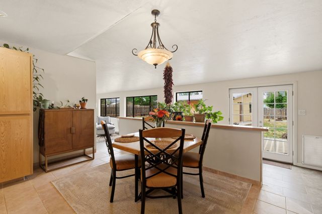 2502 Cactus lane, Santa Fe, NM 87502