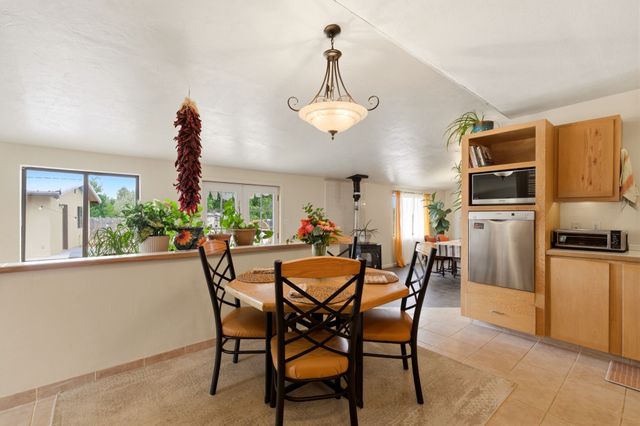 2502 Cactus lane, Santa Fe, NM 87502