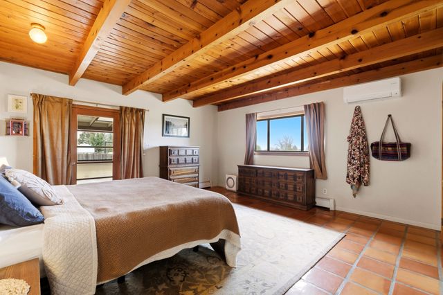 2502 Cactus lane, Santa Fe, NM 87502