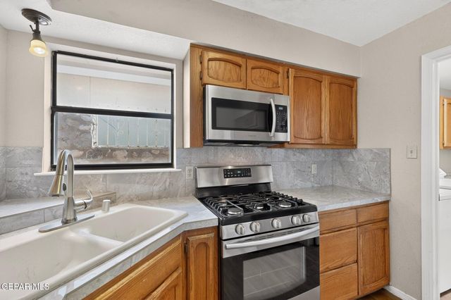 7419 MISSION VIEJO Drive, El Paso, TX 79912
