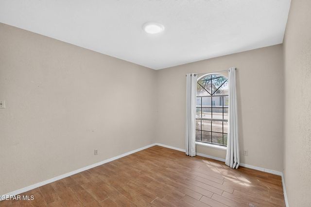 7419 MISSION VIEJO Drive, El Paso, TX 79912