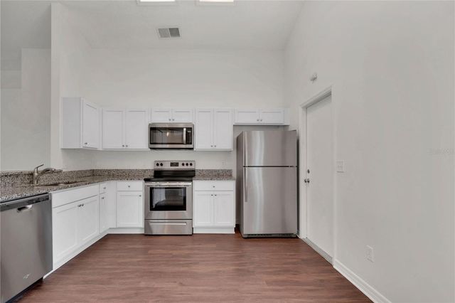 11429 KENLEY CIRCLE, Orlando, FL 32824