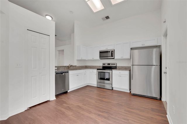11429 KENLEY CIRCLE, Orlando, FL 32824