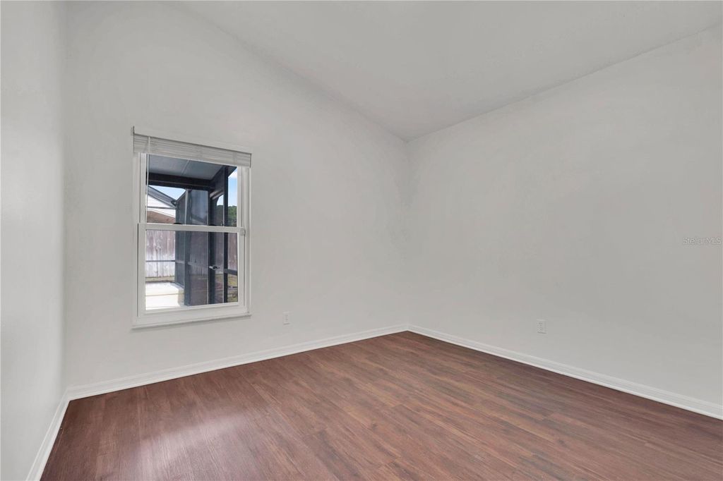Image 15 of property listing at 11429 KENLEY CIRCLE, Orlando, FL 32824