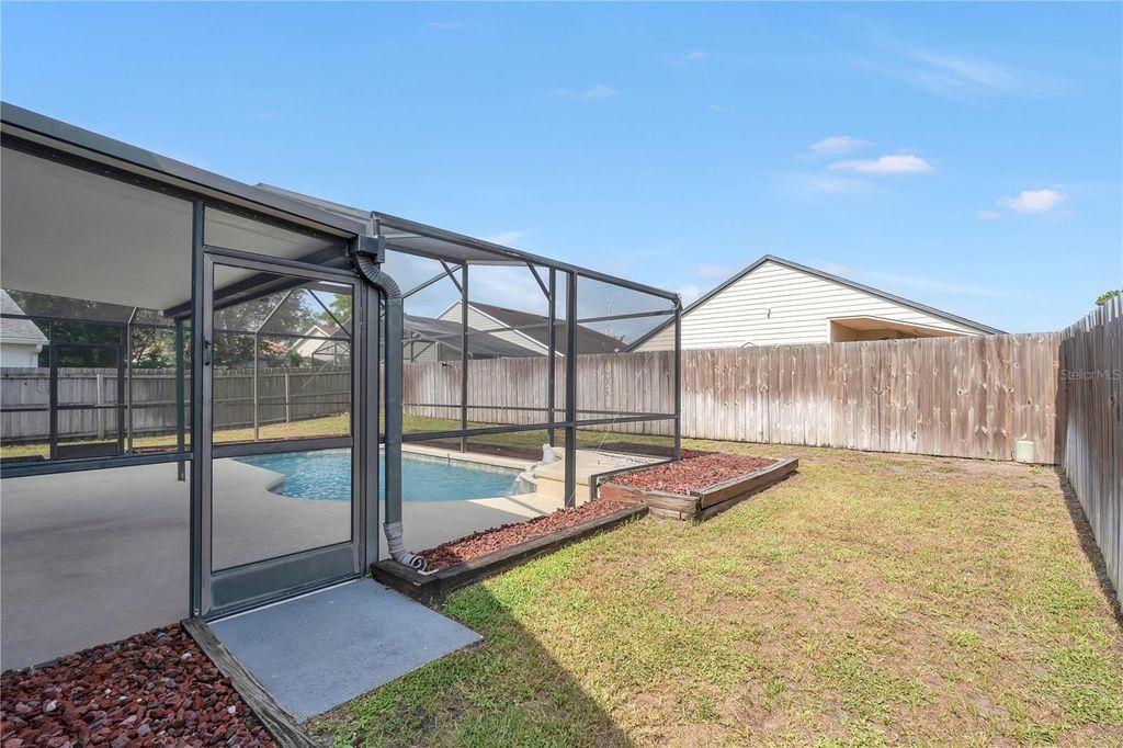 Image 21 of property listing at 11429 KENLEY CIRCLE, Orlando, FL 32824