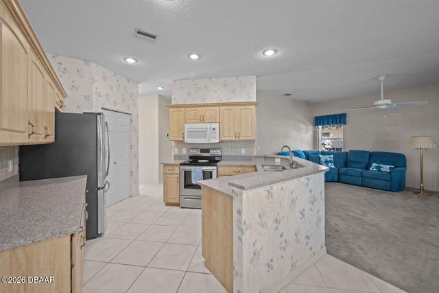 28 Cedar Point Drive, Palm Coast, FL 32164