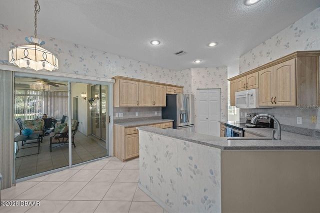 28 Cedar Point Drive, Palm Coast, FL 32164