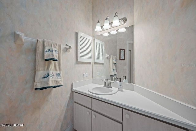 28 Cedar Point Drive, Palm Coast, FL 32164