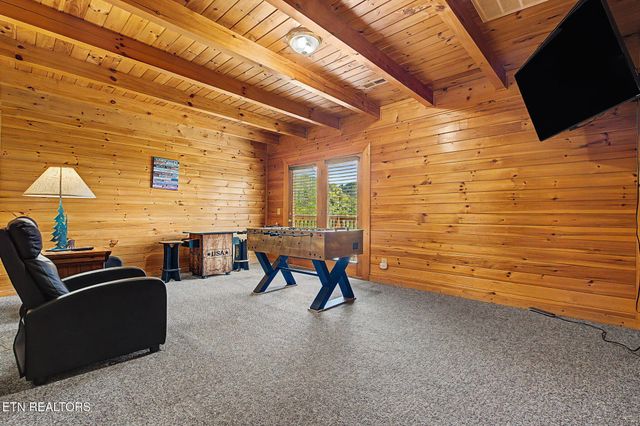 2223 Eagle Feather Drive, Sevierville, TN 37876