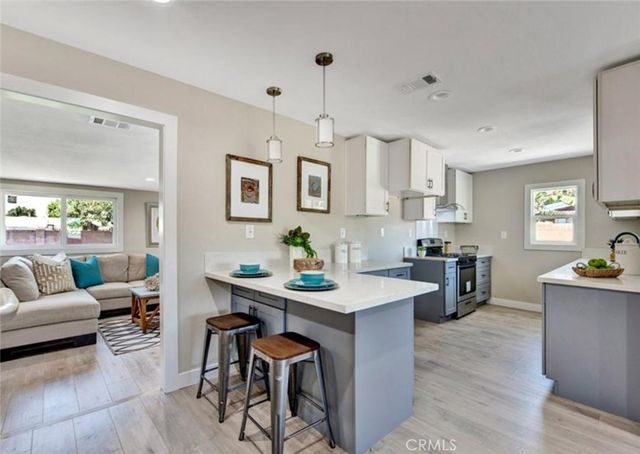 11901 Santa Cruz, Stanton, CA 90680