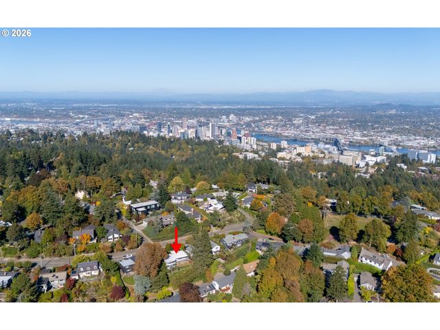 4163 Sw COUNCIL CREST Dr, Portland, OR 97239