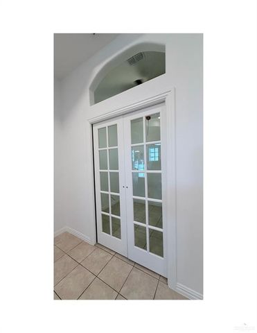 1915 Suaze Street, Edinburg, TX 78541
