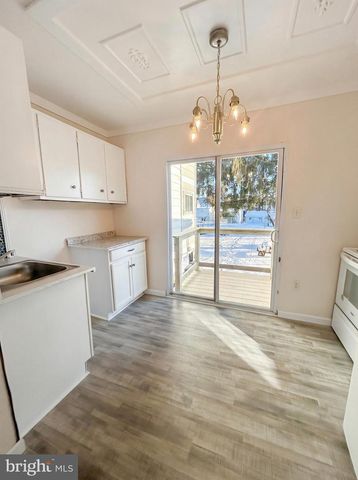 641-643 PINE ST, Kulpmont, PA 17834