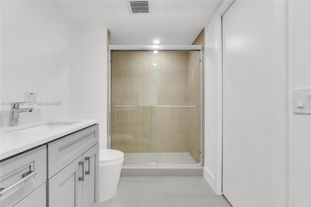 2101 Lucaya Bnd E1, Coconut Creek, FL 33066