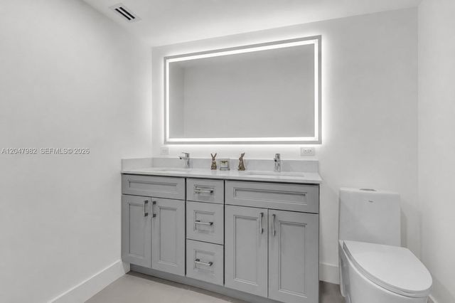 2101 Lucaya Bnd E1, Coconut Creek, FL 33066
