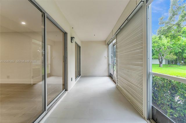 2101 Lucaya Bnd E1, Coconut Creek, FL 33066