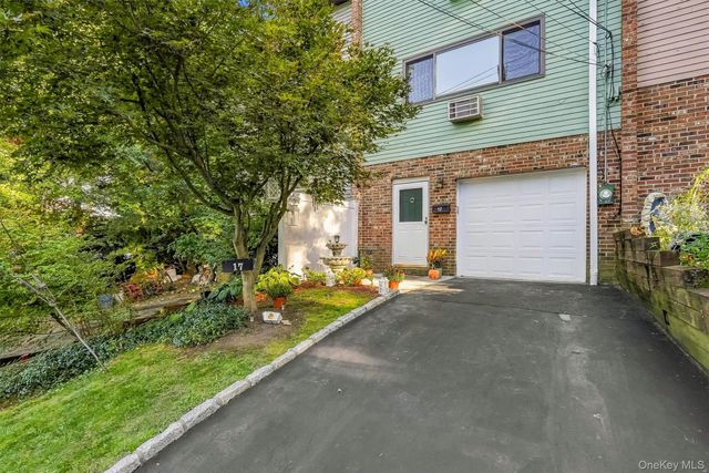 17 Pemart Avenue, Peekskill, NY 10566