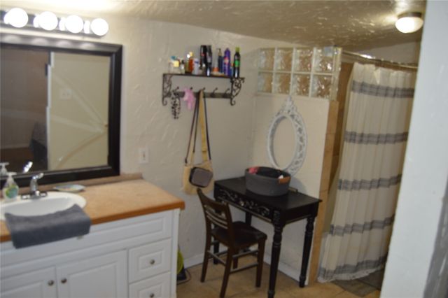 112 S 2nd Street, Godley, TX 76044