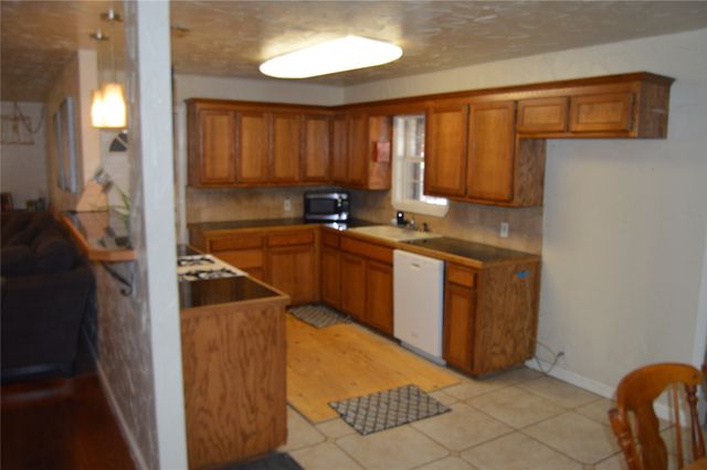 112 S 2nd Street, Godley, TX 76044