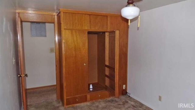 809 S 15th Street, Vincennes, IN 47591