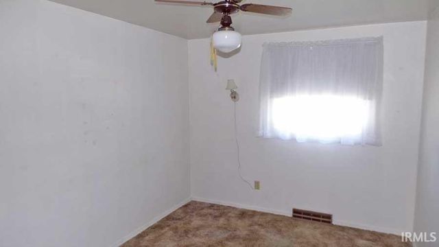 809 S 15th Street, Vincennes, IN 47591