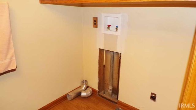 809 S 15th Street, Vincennes, IN 47591