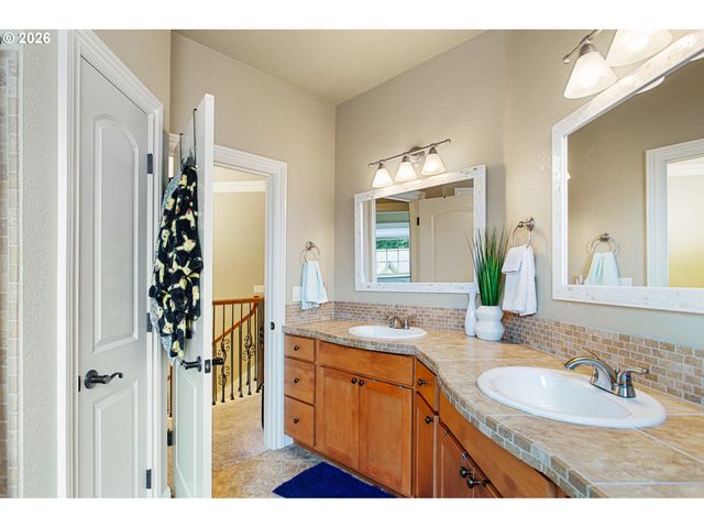 2787 Se ELLIOTT Dr, Gresham, OR 97080
