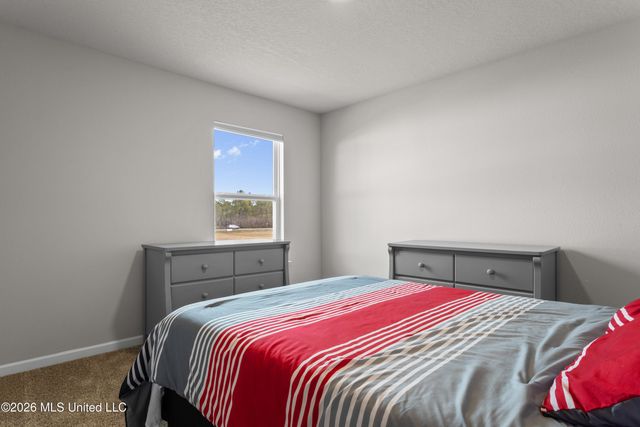 8588 Palmetto Drive, Ocean Springs, MS 39564