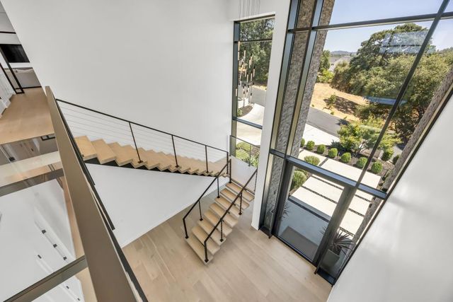 8140 Brookhollow Ct, Loomis, CA 95650