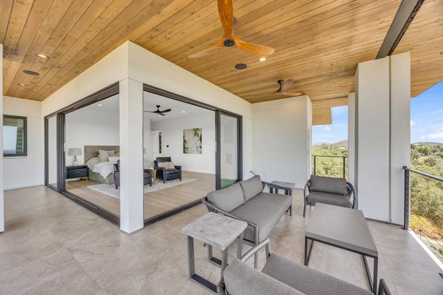 8140 Brookhollow Ct, Loomis, CA 95650