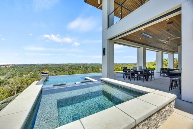 8140 Brookhollow Ct, Loomis, CA 95650