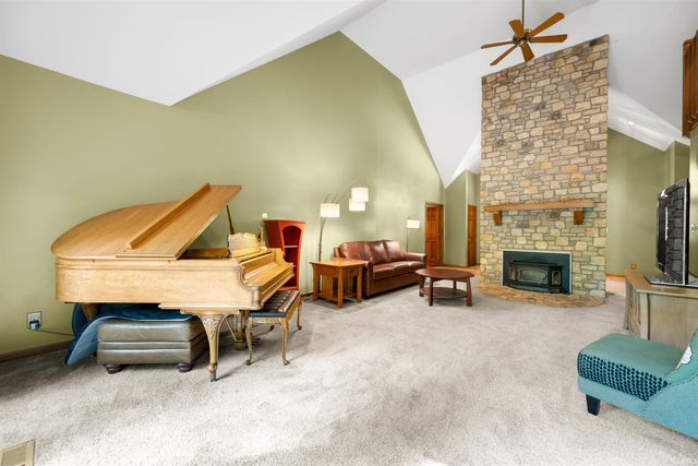 3435 Whippoorwill Lake North Drive, Monrovia, IN 46157