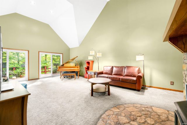 3435 Whippoorwill Lake North Drive, Monrovia, IN 46157