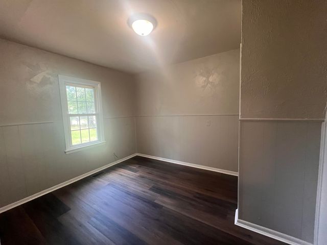 825 W 33rd N., Wichita, KS 67204