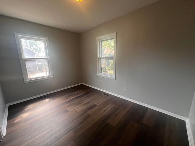 825 W 33rd N., Wichita, KS 67204