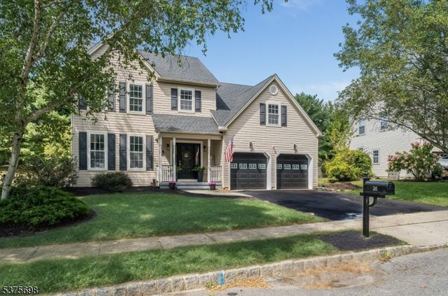 26 Byron Dr, Lopatcong Twp., NJ 08865