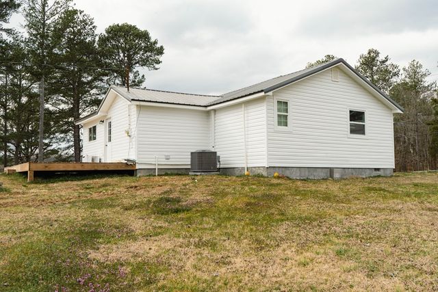 200 NE Cohutta Beaverdale Road, Cohutta, GA 30710