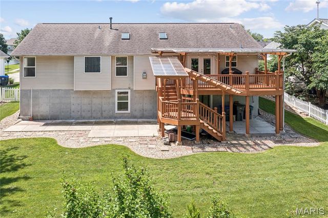 1436 Soaring Eagle Drive, O'fallon, MO 63366