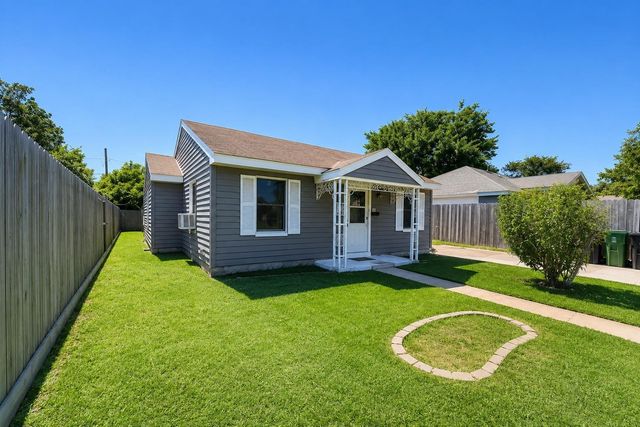 218 Hoffman Street, Houston, TX 77020
