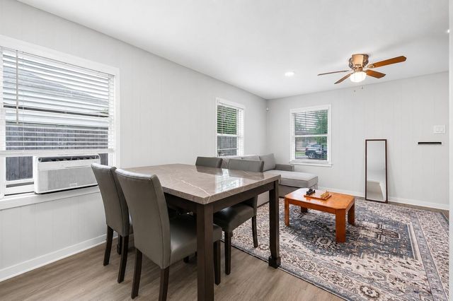 218 Hoffman Street, Houston, TX 77020