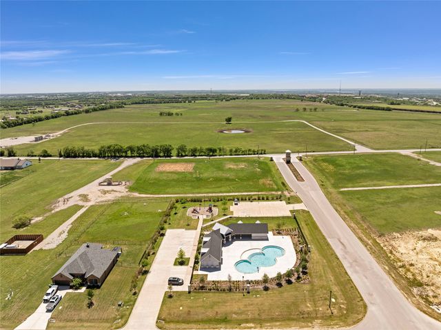 165 Misty Mountain Lane, Rhome, TX 76078