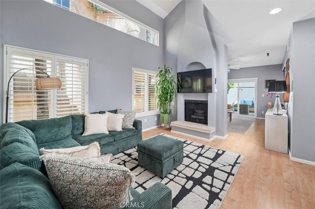 14031 Astoria 108, Sylmar, CA 91342