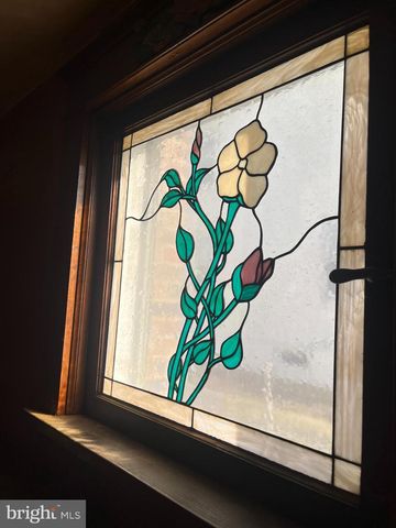 321 S VINE ST, Mount Carmel, PA 17851