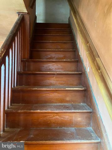 321 S VINE ST, Mount Carmel, PA 17851